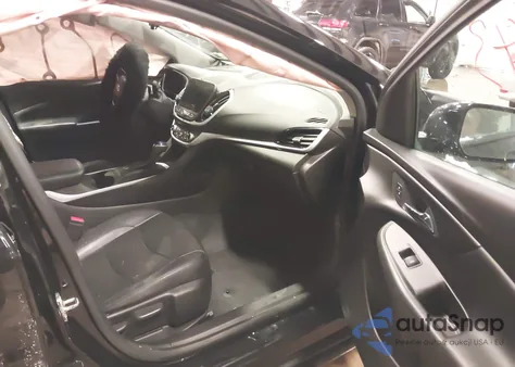 2018 Chevrolet Volt Lt z USA, uszkodzony, nr VIN 1G1RC6S51JU120080